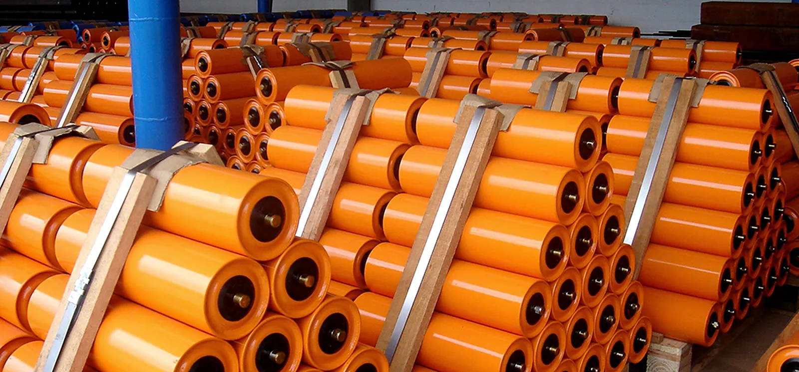 Roletes fabricados pela AP, agrupados e prontos para expedição na planta de Mogi das Cruzes